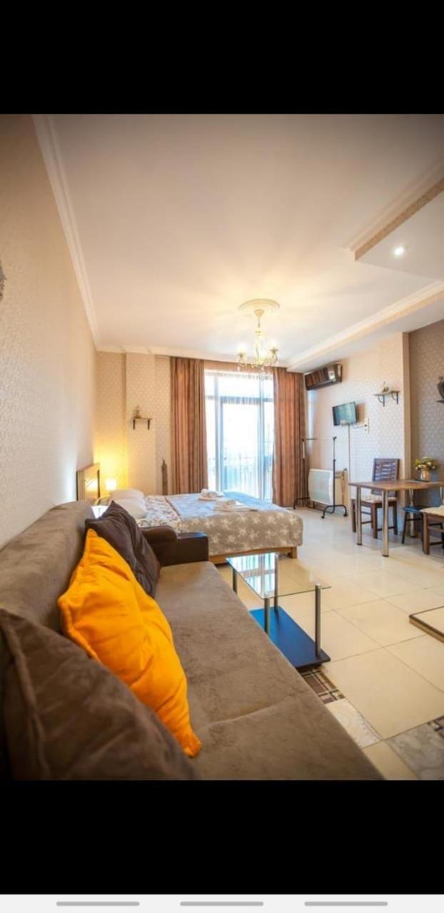 Apartment On L.Meskhishvili Turn Τυφλίδα Εξωτερικό φωτογραφία