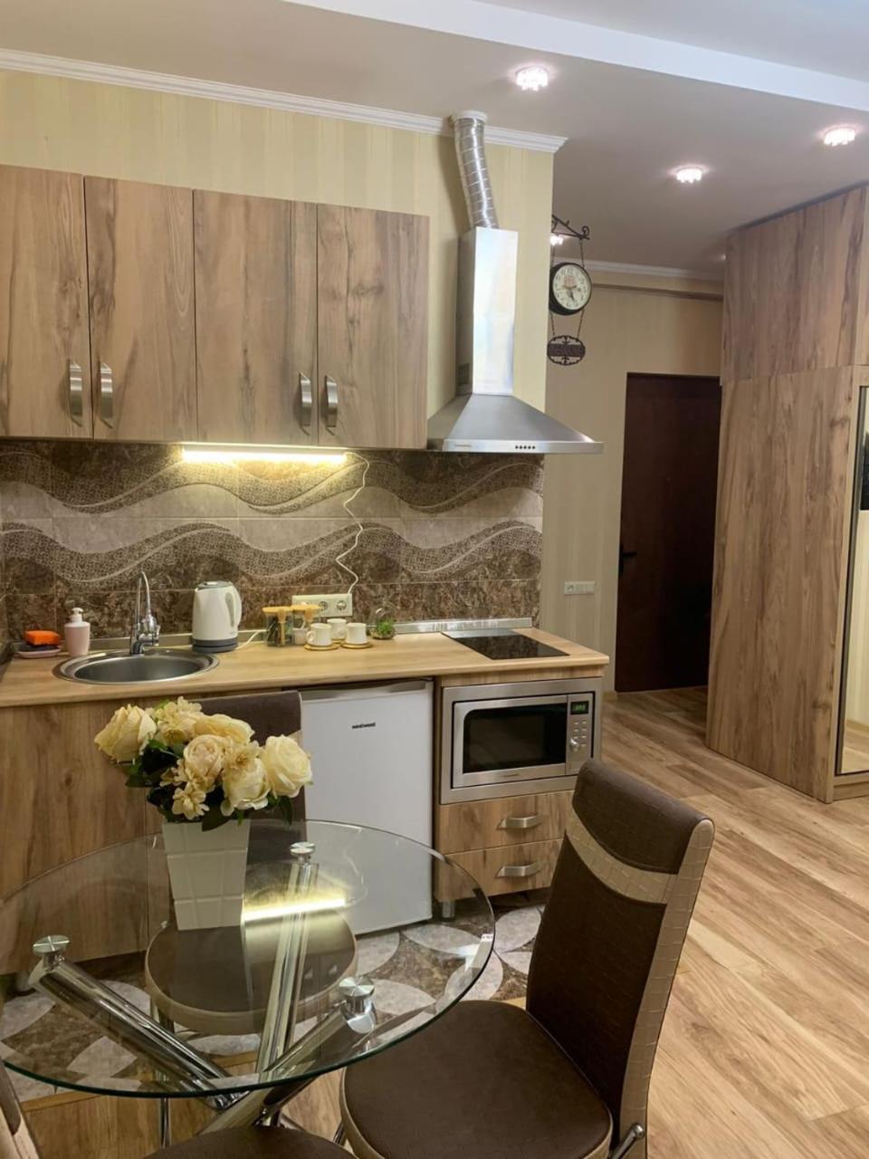 Apartment On L.Meskhishvili Turn Τυφλίδα Εξωτερικό φωτογραφία